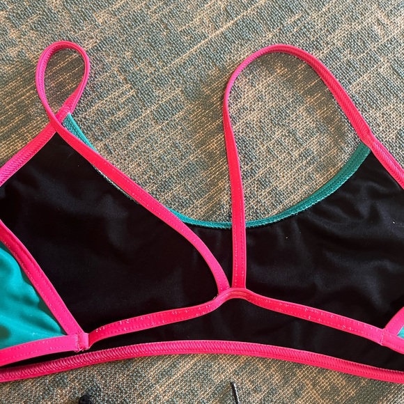 Finis Daisy Bikini - Picture 2 of 4